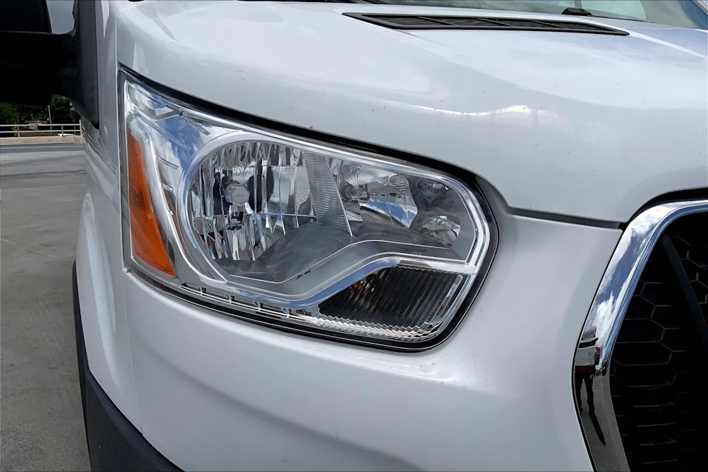 Thumbnail: 2021 Ford Transit Series - 31