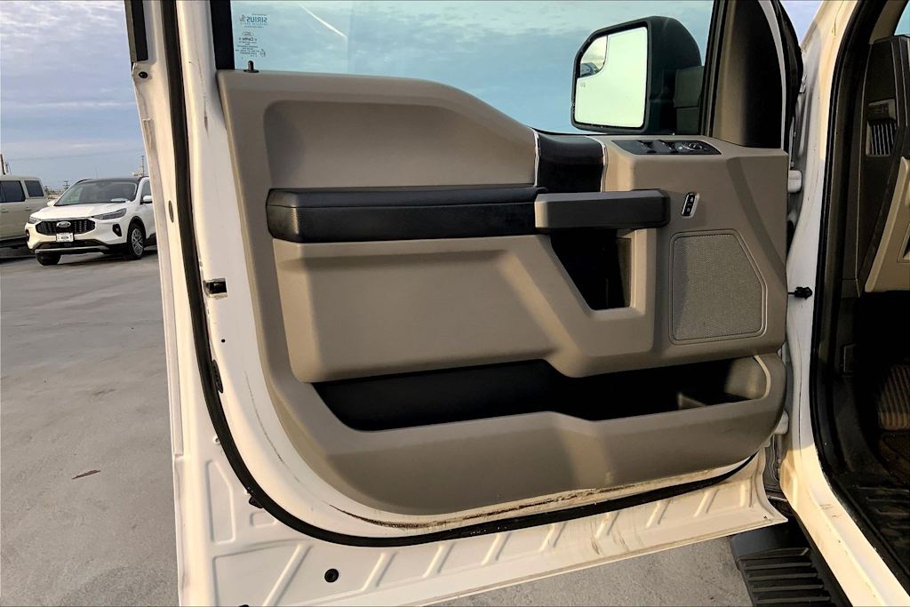 Thumbnail: 2015 Ford F-150 - 27