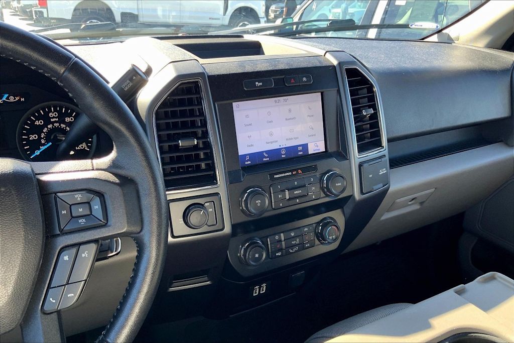 Thumbnail: 2019 Ford F-150 - 16