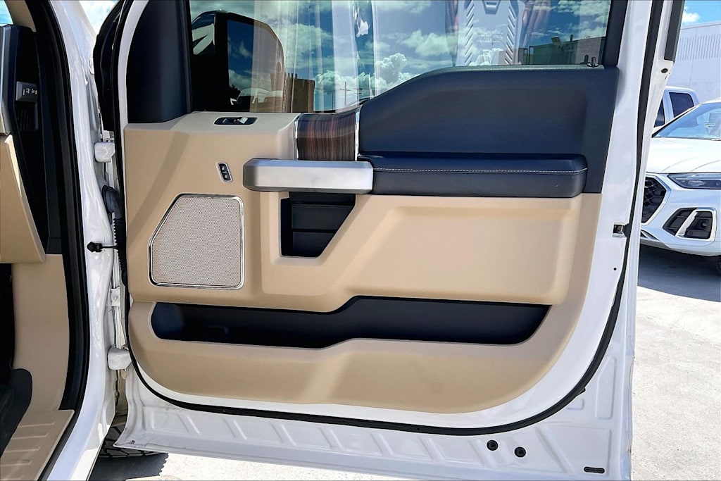 Thumbnail: 2017 Ford F-150 - 28