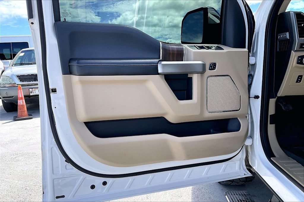Thumbnail: 2017 Ford F-150 - 27