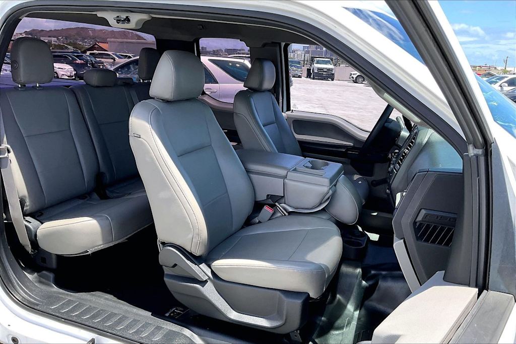 Thumbnail: 2015 Ford F-150 - 13