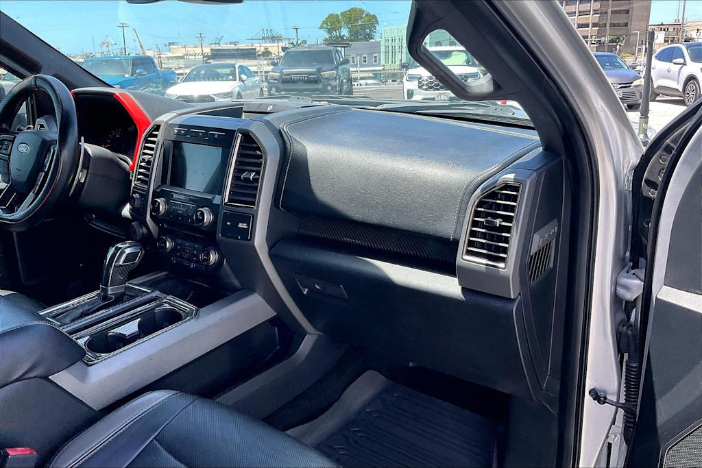 Thumbnail: 2018 Ford F-150 - 15