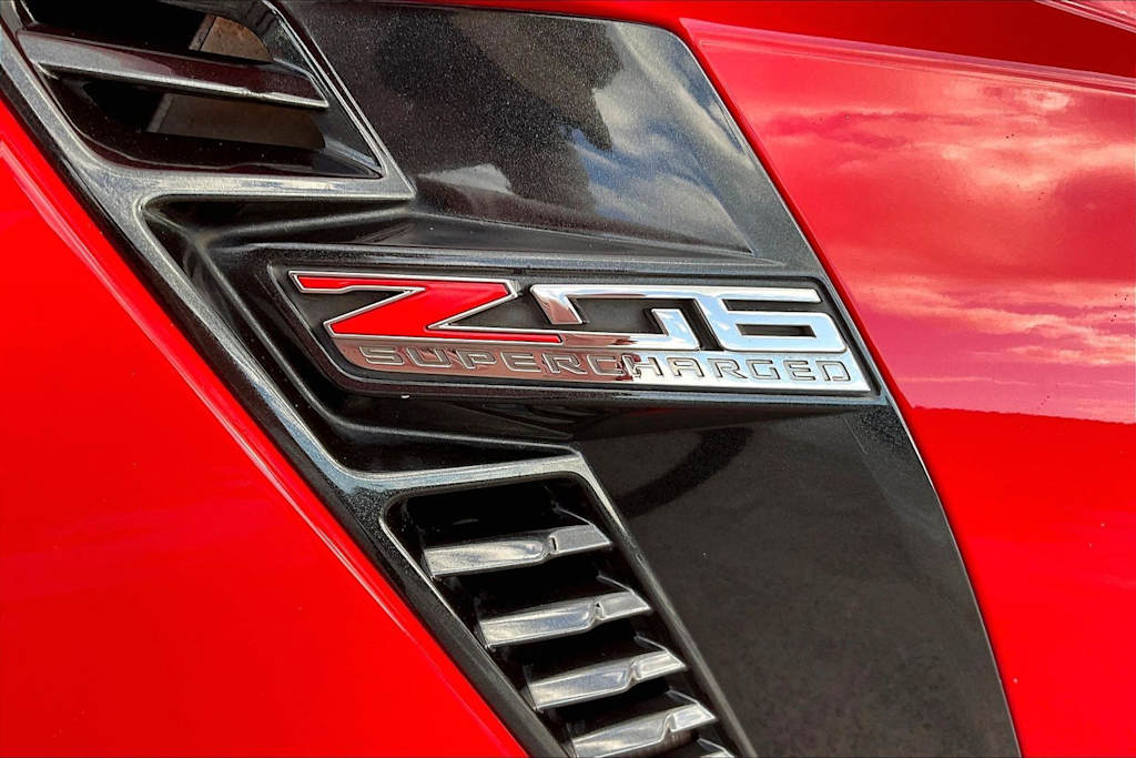 Thumbnail: 2015 Chevrolet Corvette - 6