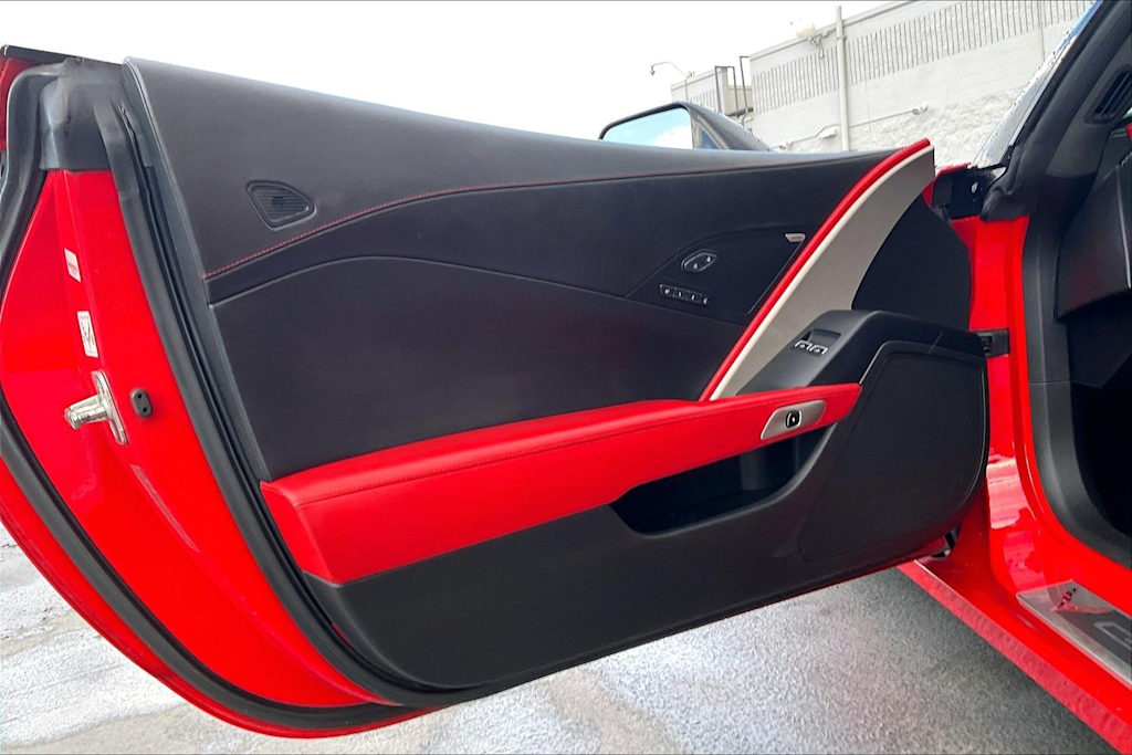 Thumbnail: 2015 Chevrolet Corvette - 26