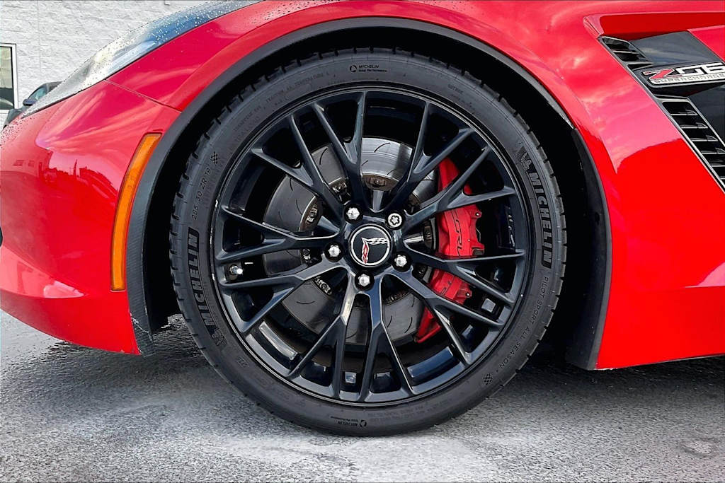Thumbnail: 2015 Chevrolet Corvette - 7