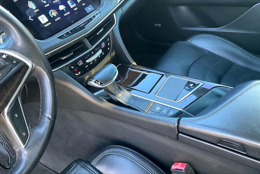 Thumbnail: 2016 Cadillac CT6 - 16