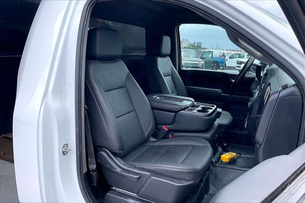 Thumbnail: 2024 Chevrolet Silverado 3500 - 21