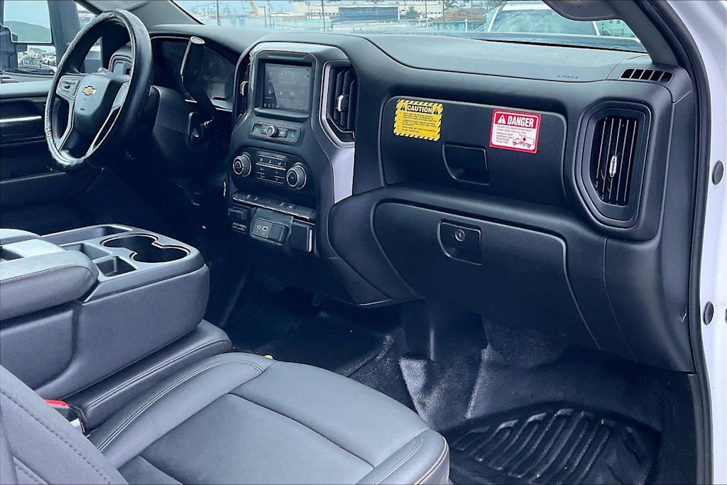 Thumbnail: 2024 Chevrolet Silverado 3500 - 13