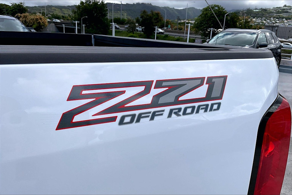Thumbnail: 2022 Chevrolet Colorado - 7