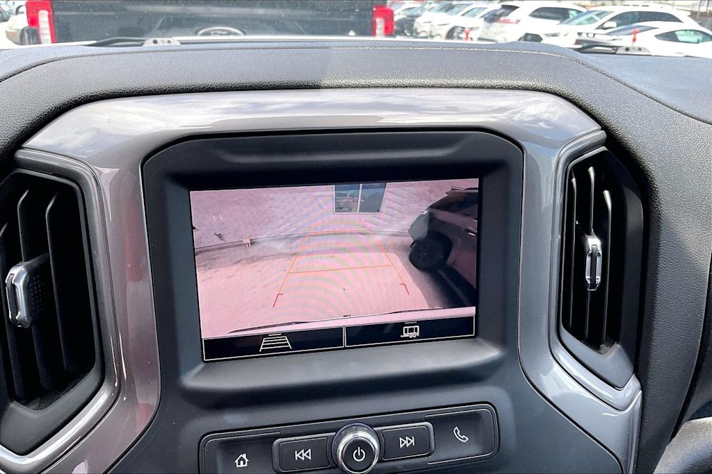 Thumbnail: 2022 Chevrolet Silverado 1500 - 26