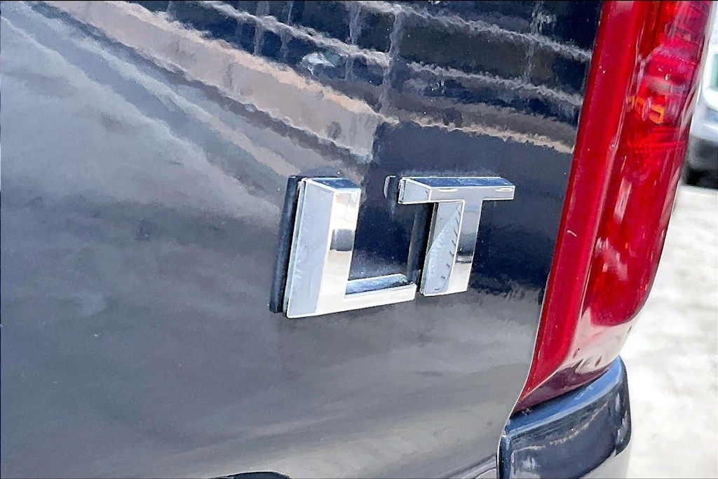 Thumbnail: 2022 Chevrolet Silverado 1500 - 21