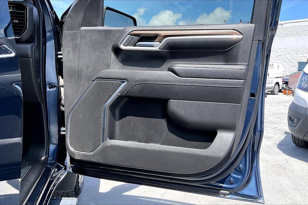 Thumbnail: 2022 Chevrolet Silverado 1500 - 28