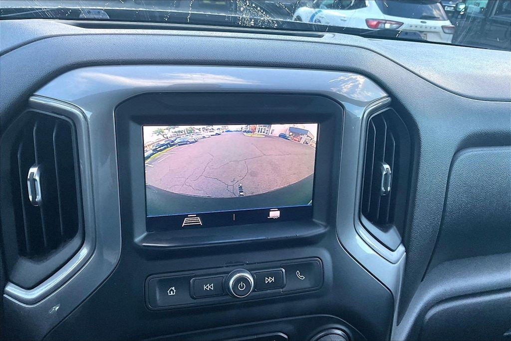 Thumbnail: 2021 Chevrolet Silverado 1500 - 26