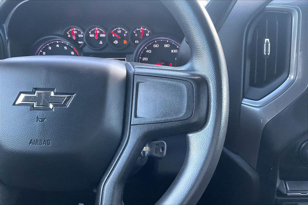 Thumbnail: 2021 Chevrolet Silverado 1500 - 25