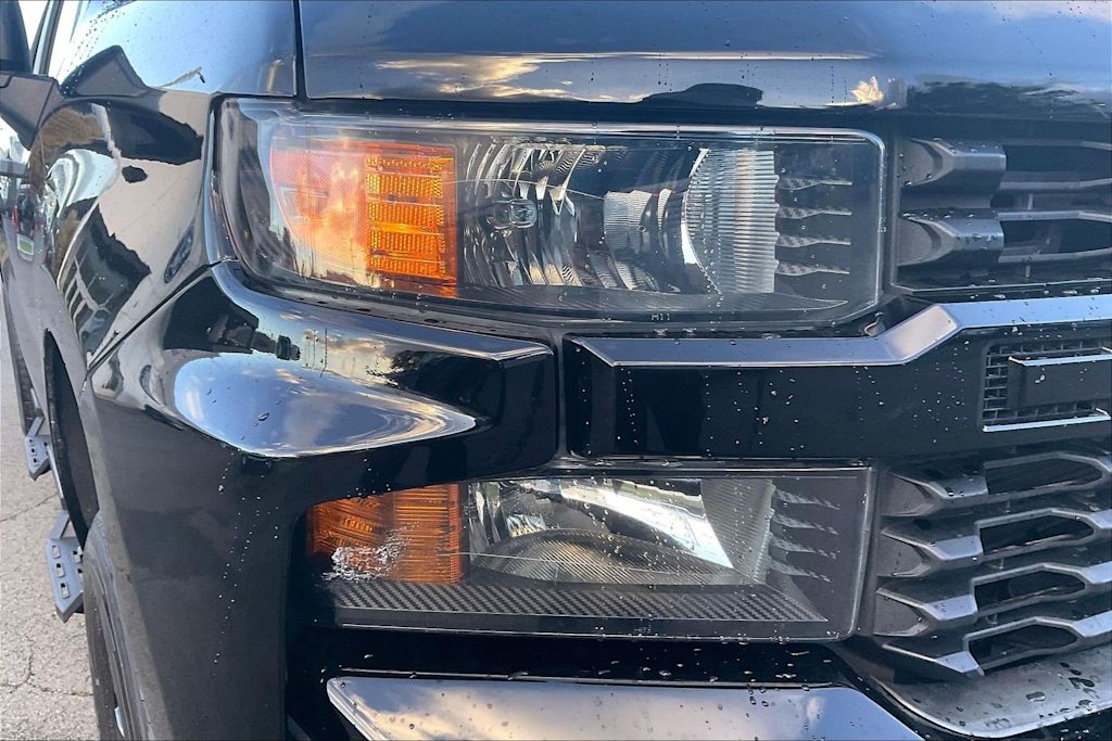 Thumbnail: 2021 Chevrolet Silverado 1500 - 31
