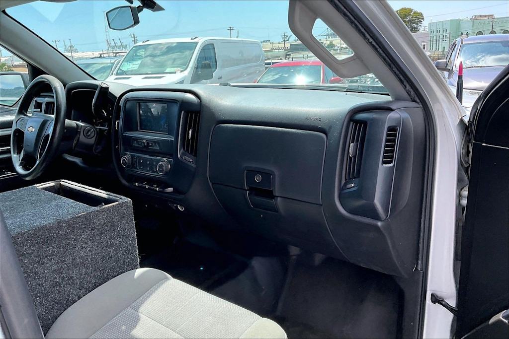 Thumbnail: 2018 Chevrolet Silverado 1500 - 15
