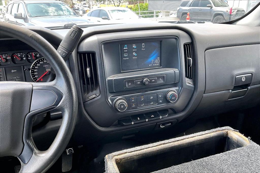 Thumbnail: 2018 Chevrolet Silverado 1500 - 16