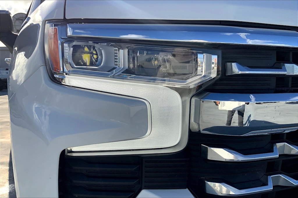 Thumbnail: 2023 Chevrolet Silverado 1500 - 31