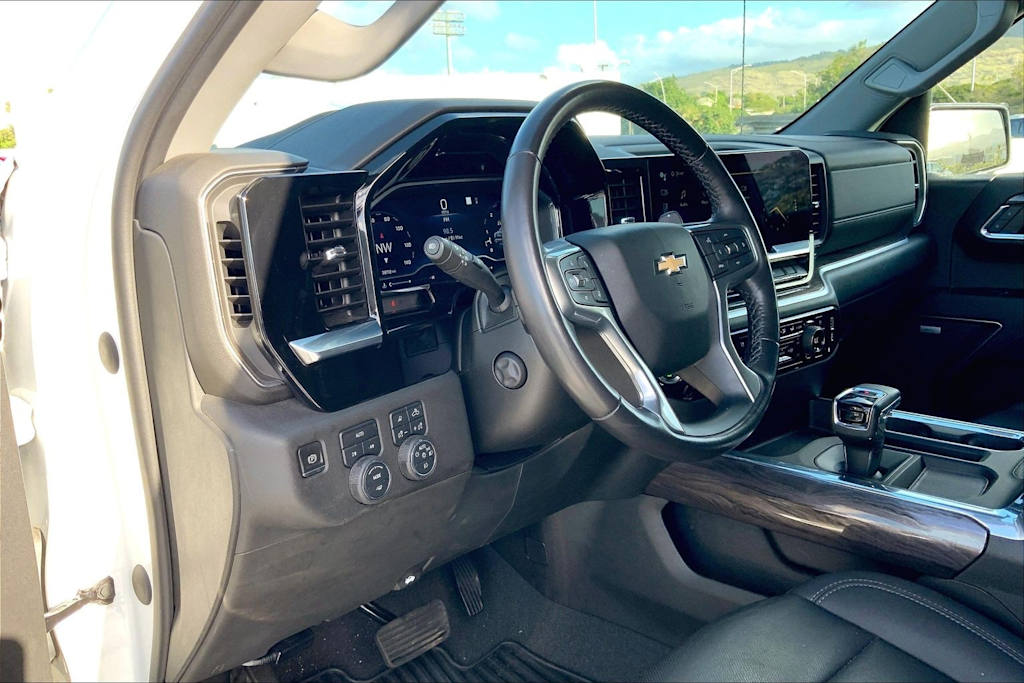 Thumbnail: 2023 Chevrolet Silverado 1500 - 2