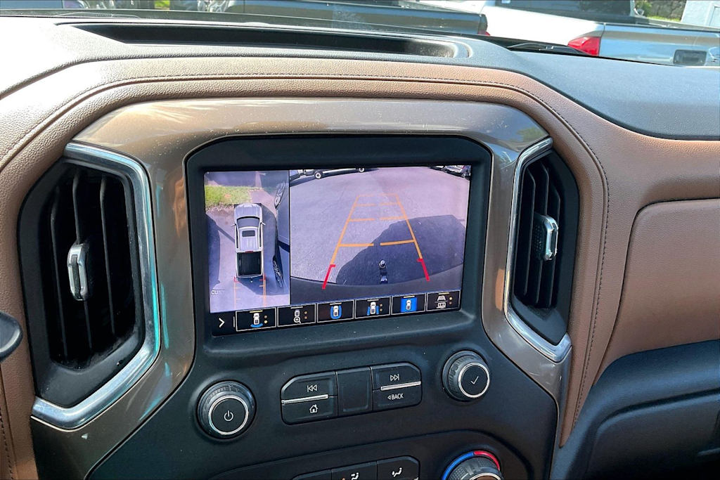 Thumbnail: 2020 Chevrolet Silverado 1500 - 26