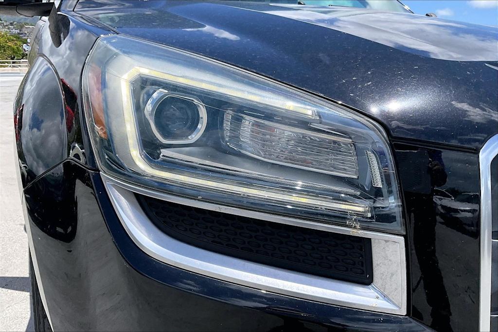 Thumbnail: 2017 GMC Acadia - 31