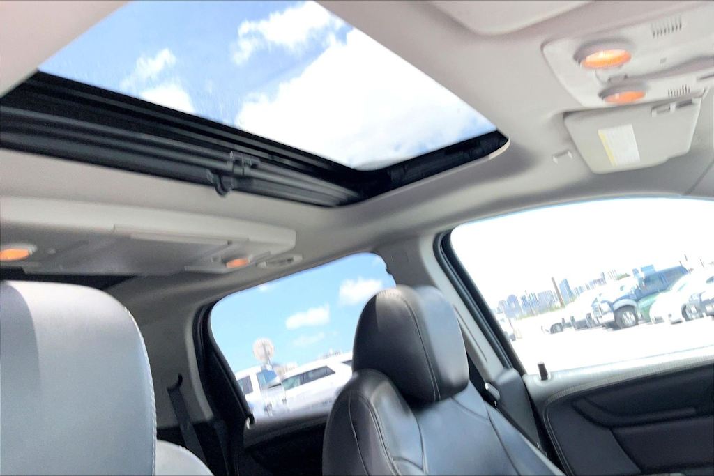 Thumbnail: 2017 GMC Acadia - 30