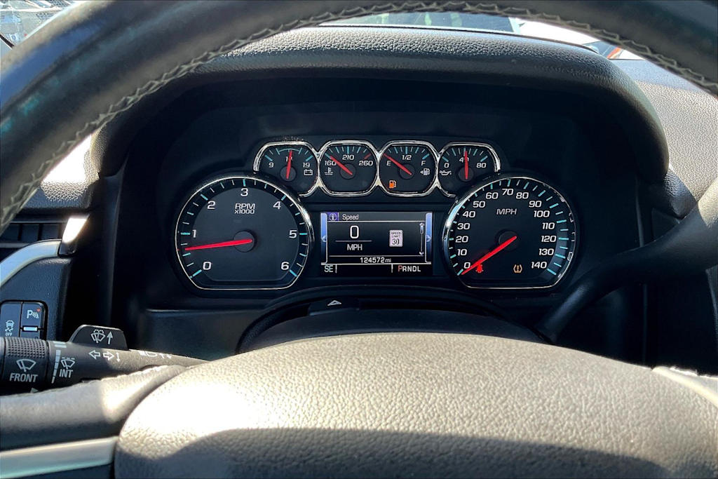 Thumbnail: 2017 GMC Yukon XL - 17