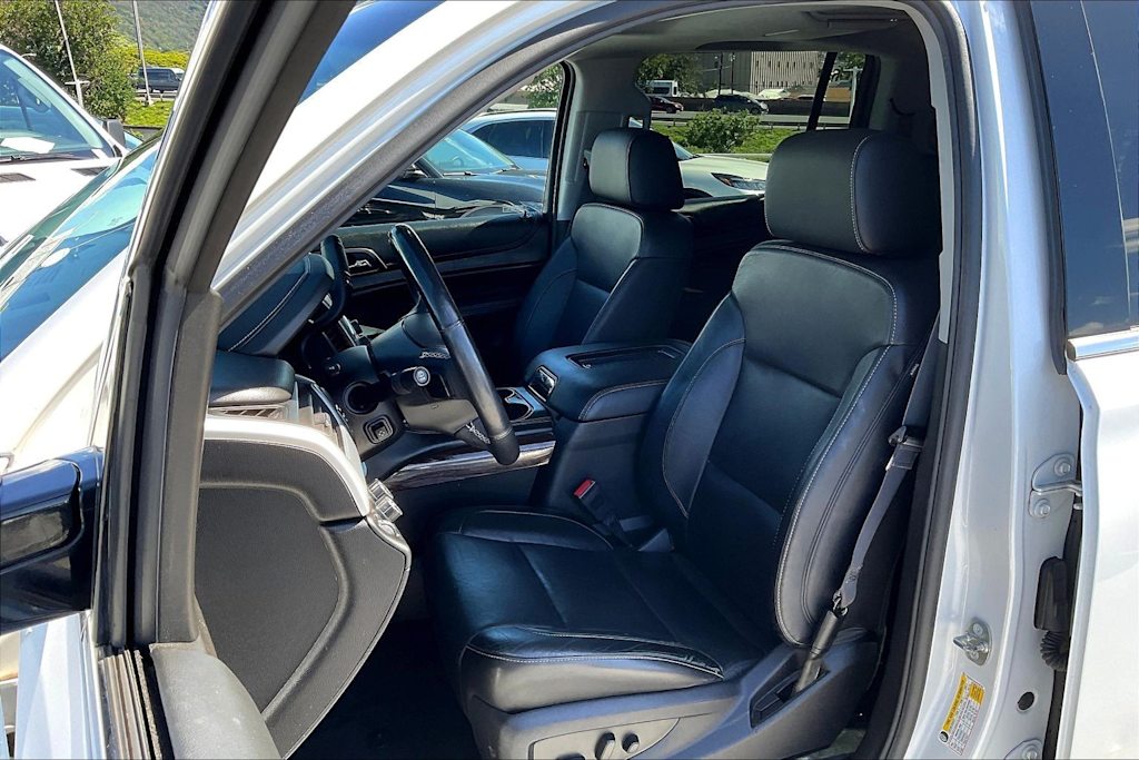 Thumbnail: 2017 GMC Yukon XL - 11