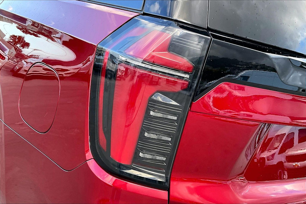 Thumbnail: 2025 Chevrolet Tahoe - 32
