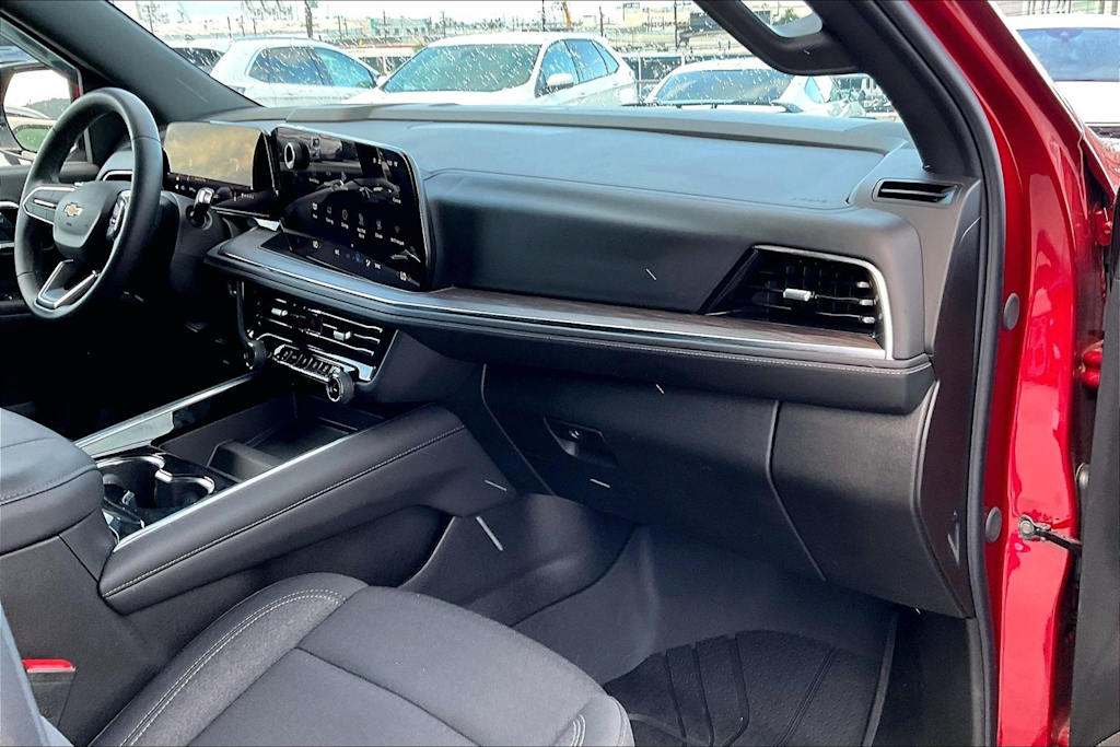 Thumbnail: 2025 Chevrolet Tahoe - 15