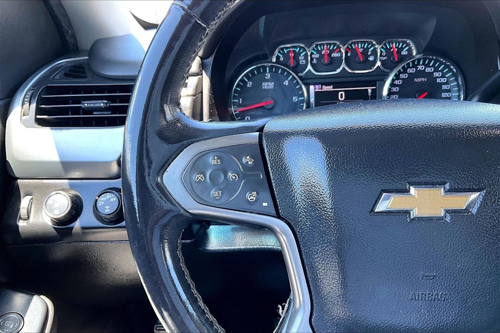 Thumbnail: 2015 Chevrolet Tahoe - 25