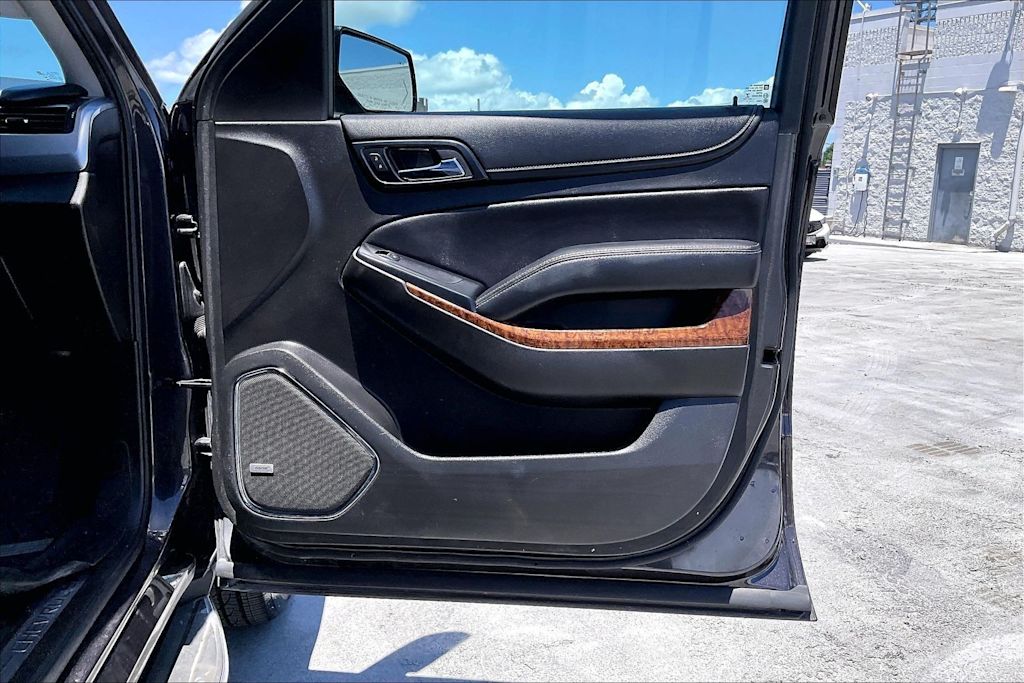 Thumbnail: 2015 Chevrolet Tahoe - 28