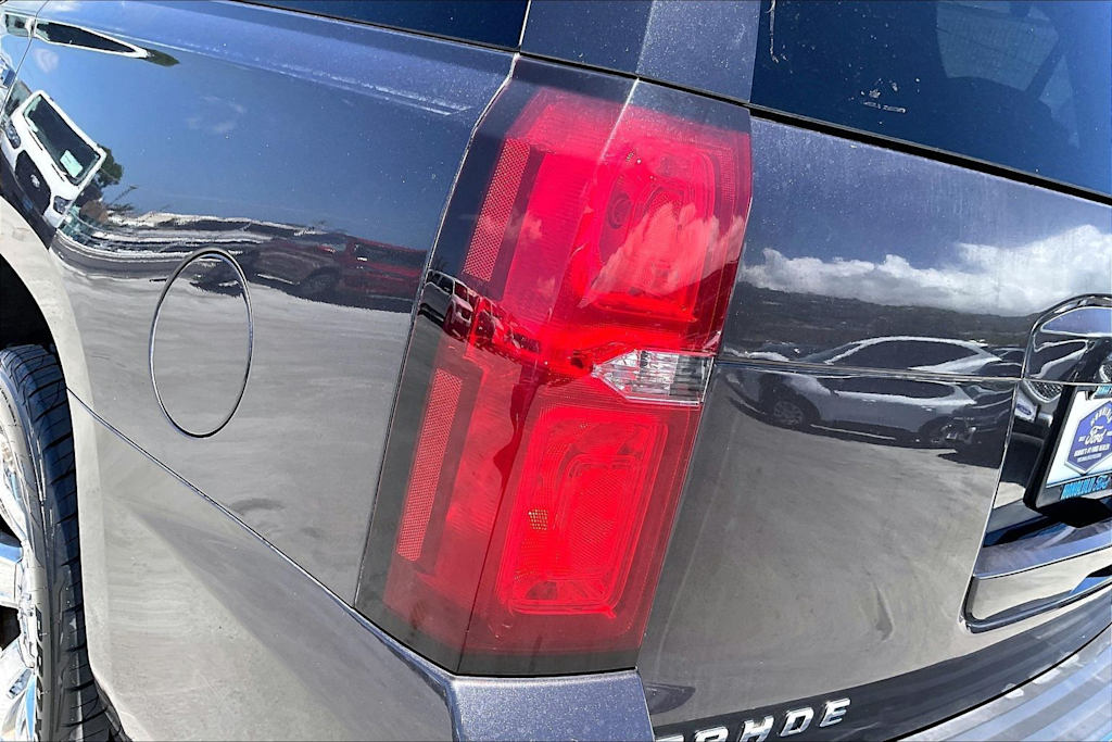Thumbnail: 2015 Chevrolet Tahoe - 32
