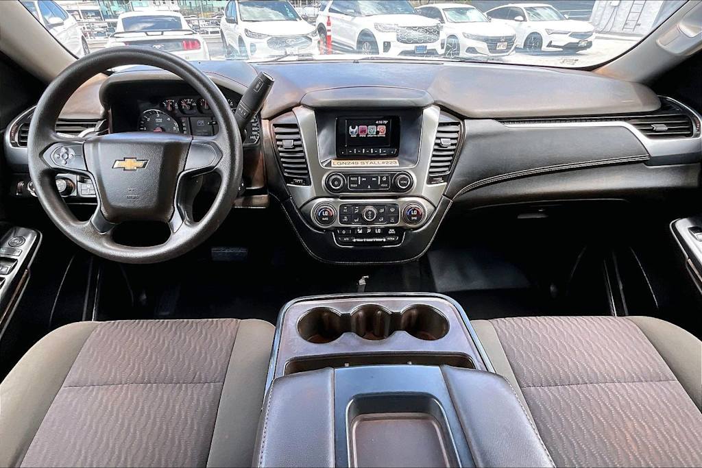Thumbnail: 2016 Chevrolet Suburban - 10