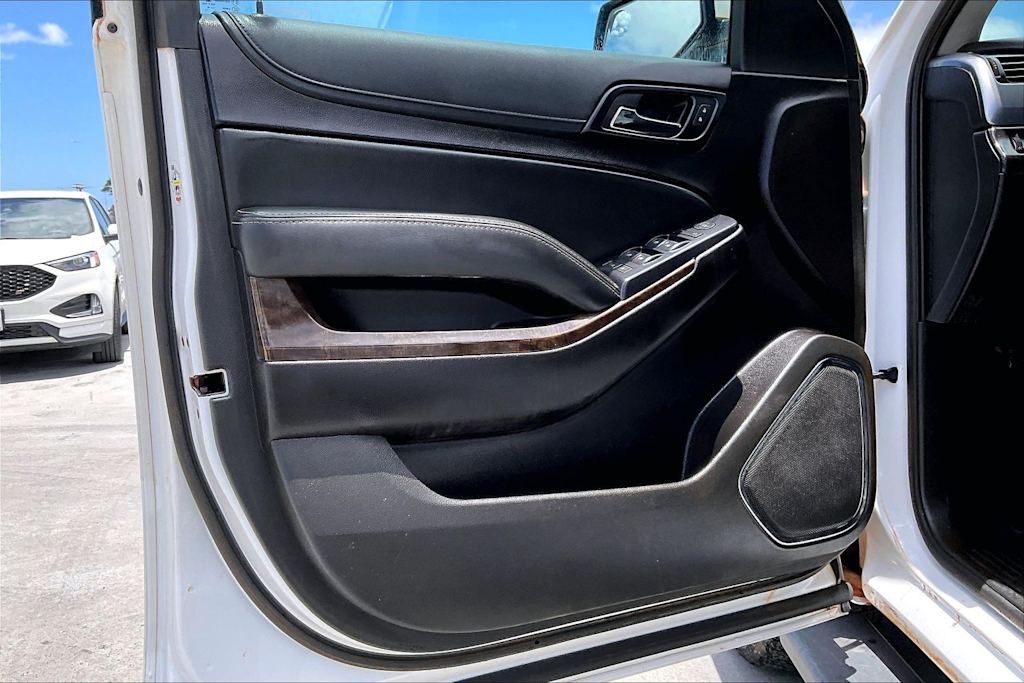 Thumbnail: 2016 Chevrolet Suburban - 27