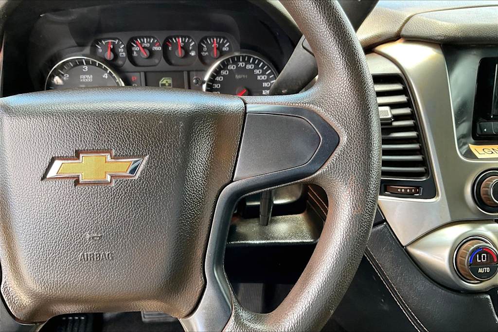 Thumbnail: 2016 Chevrolet Suburban - 25
