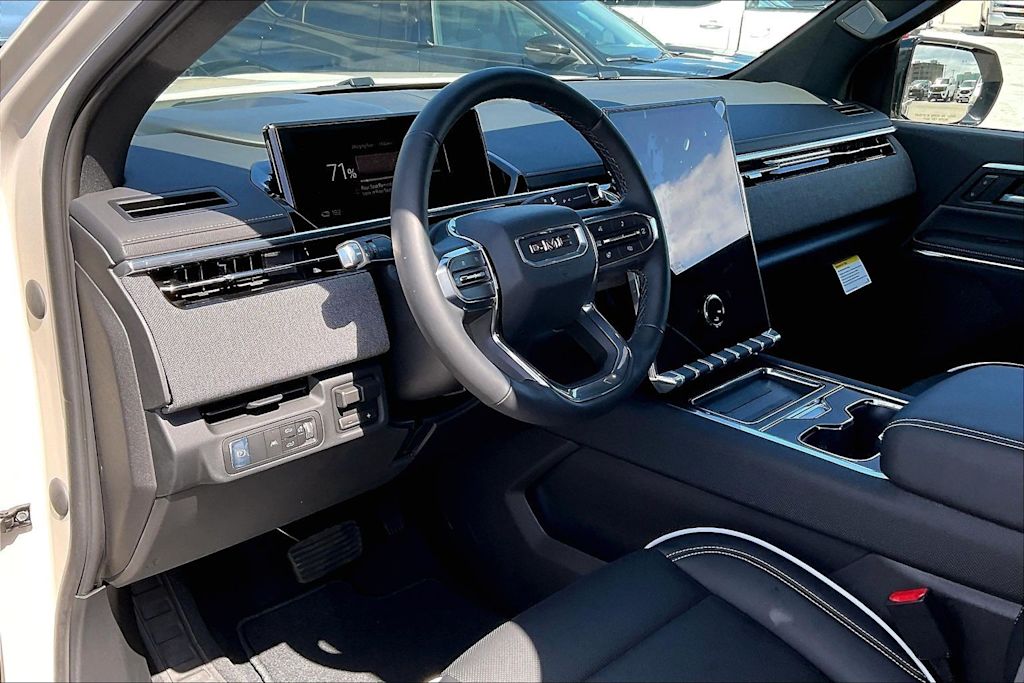 Thumbnail: 2026 GMC Sierra EV - 2