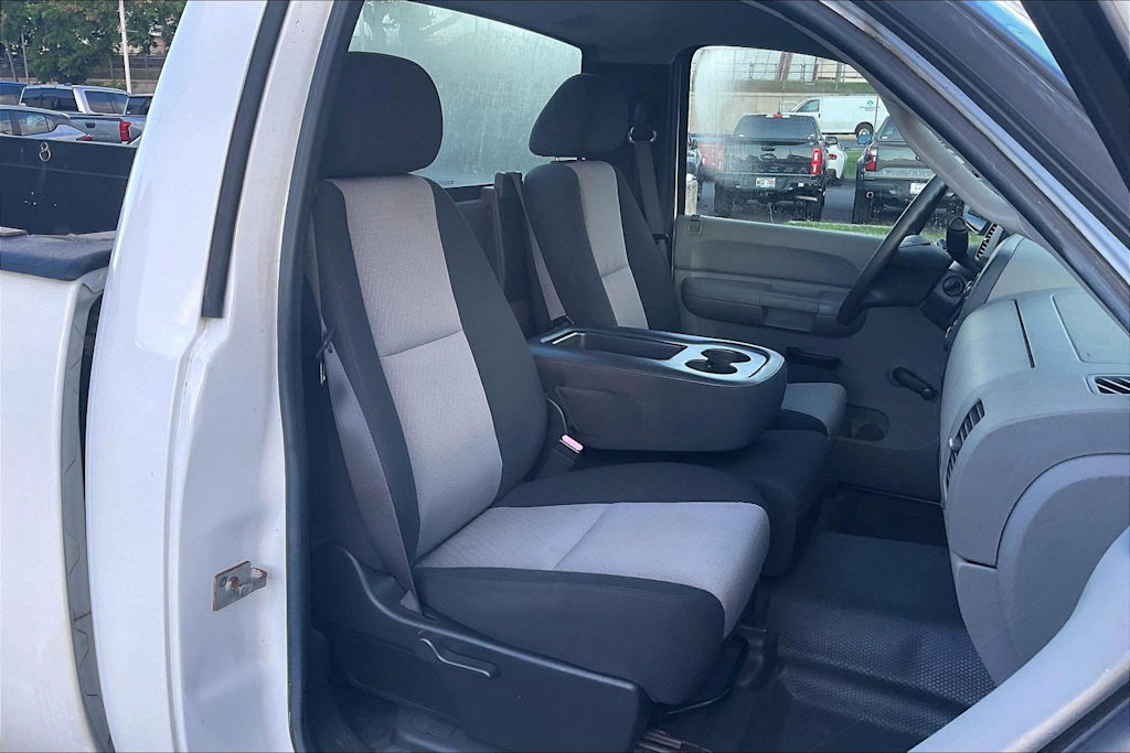 Thumbnail: 2008 GMC Sierra 1500 - 13