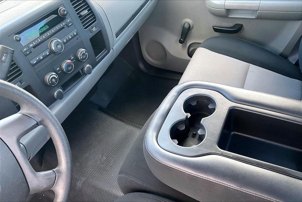 Thumbnail: 2008 GMC Sierra 1500 - 17