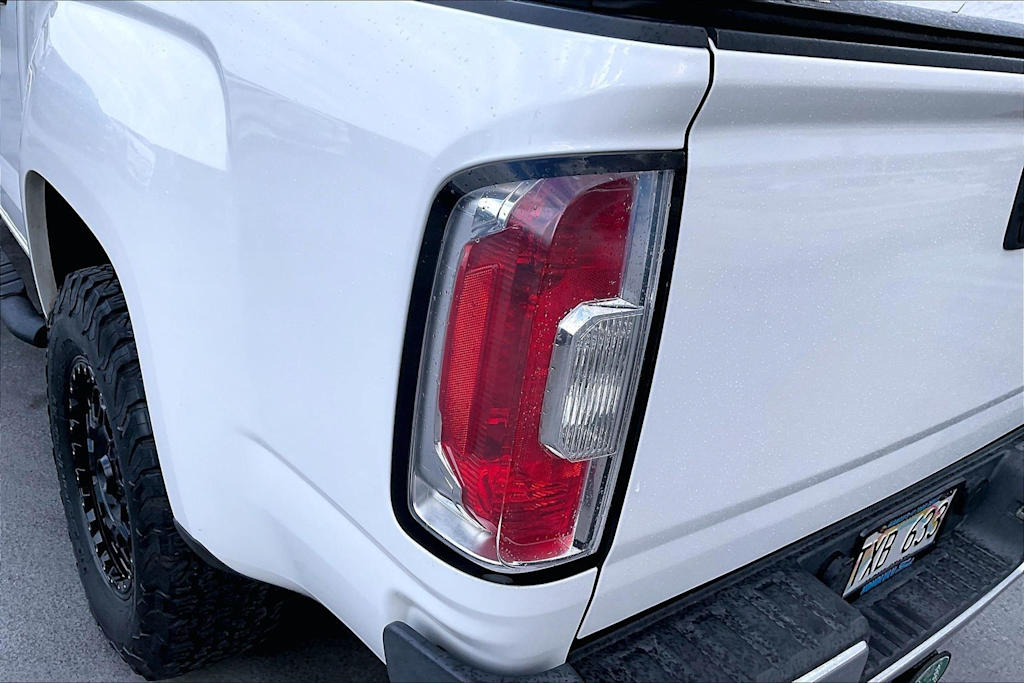 Thumbnail: 2016 GMC Canyon - 32