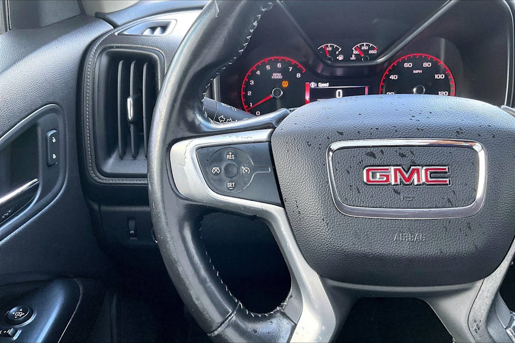 Thumbnail: 2016 GMC Canyon - 24
