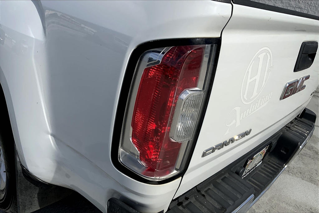 Thumbnail: 2017 GMC Canyon - 32