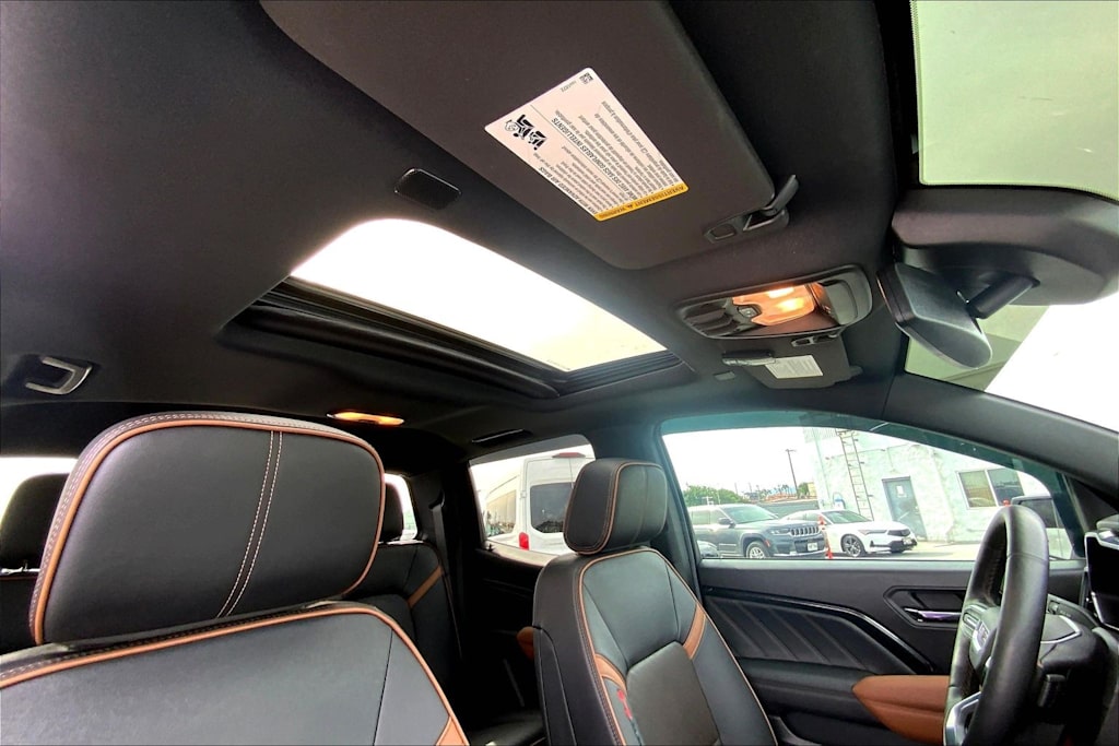 Thumbnail: 2024 GMC Canyon - 30