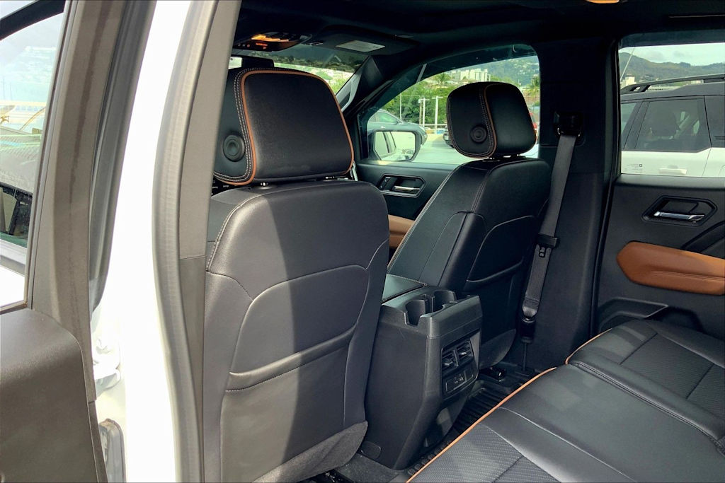 Thumbnail: 2024 GMC Canyon - 13