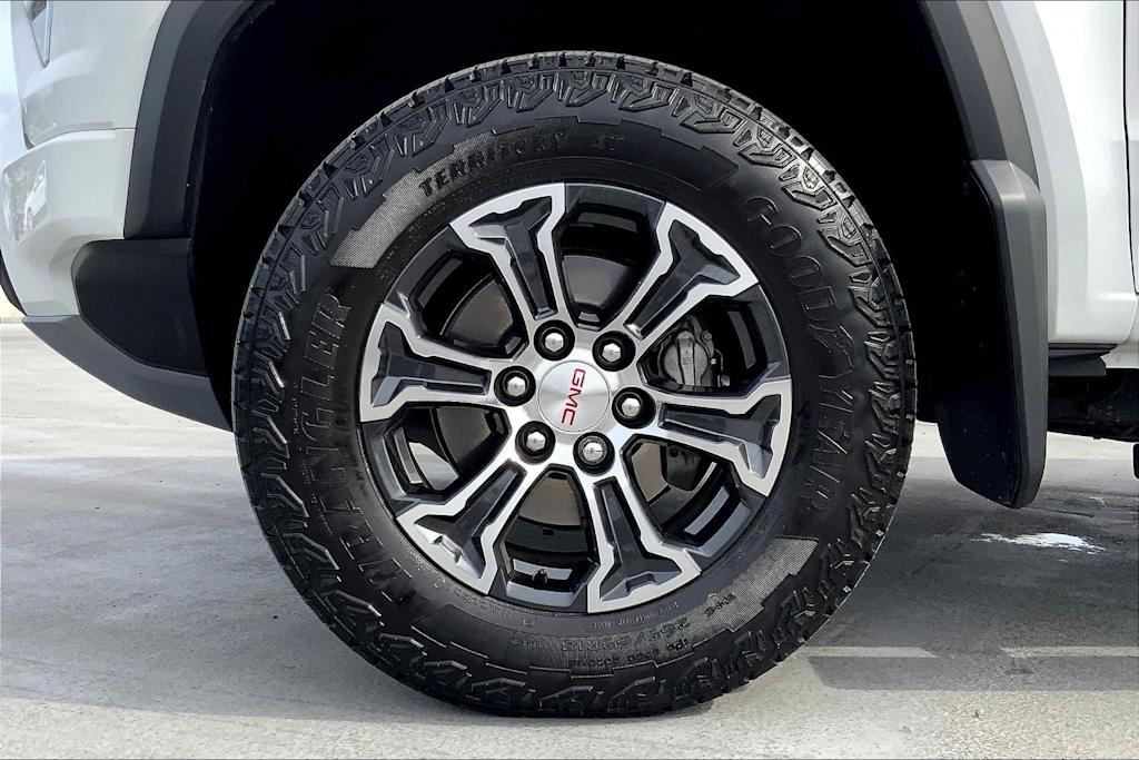 Thumbnail: 2024 GMC Canyon - 8