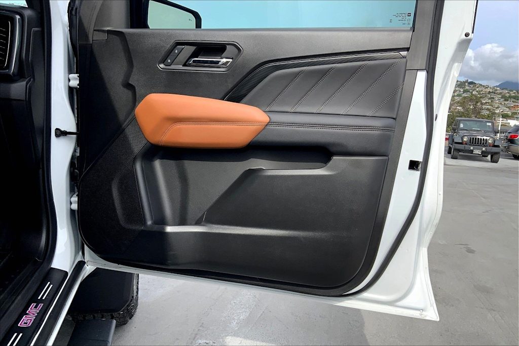 Thumbnail: 2024 GMC Canyon - 28