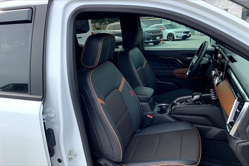 Thumbnail: 2024 GMC Canyon - 12