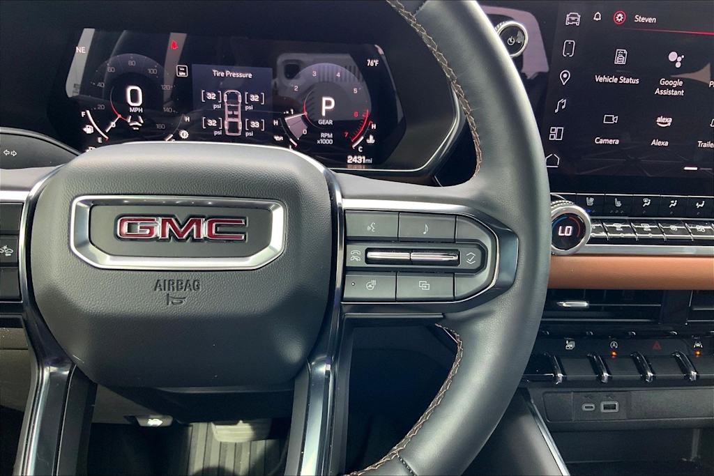 Thumbnail: 2024 GMC Canyon - 25