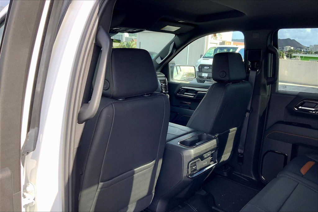 Thumbnail: 2024 GMC Sierra 1500 - 13